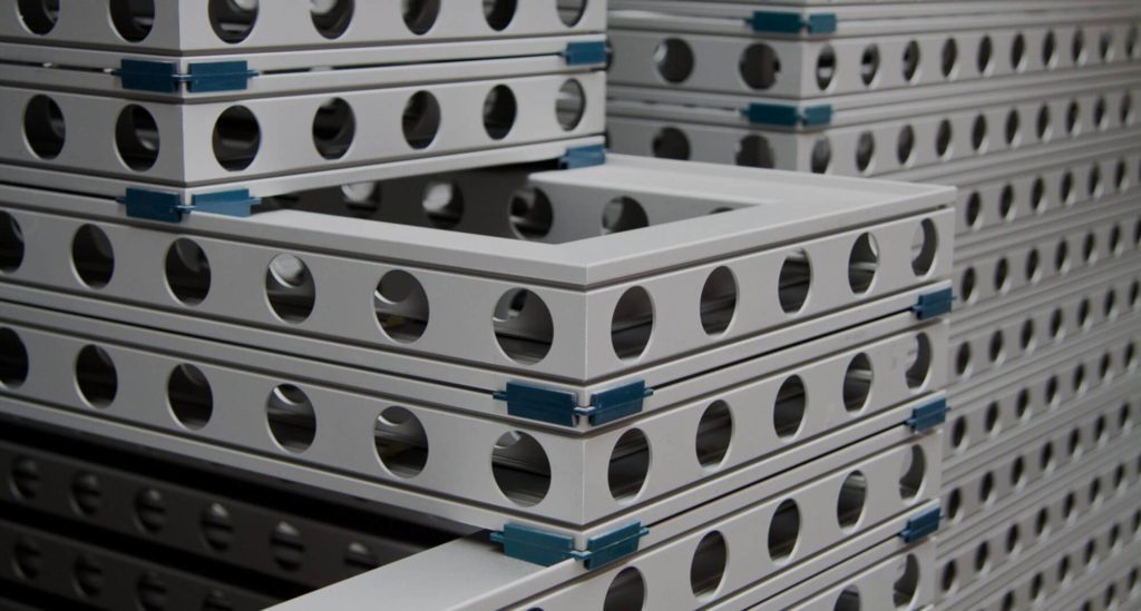 Modular exhibition frames